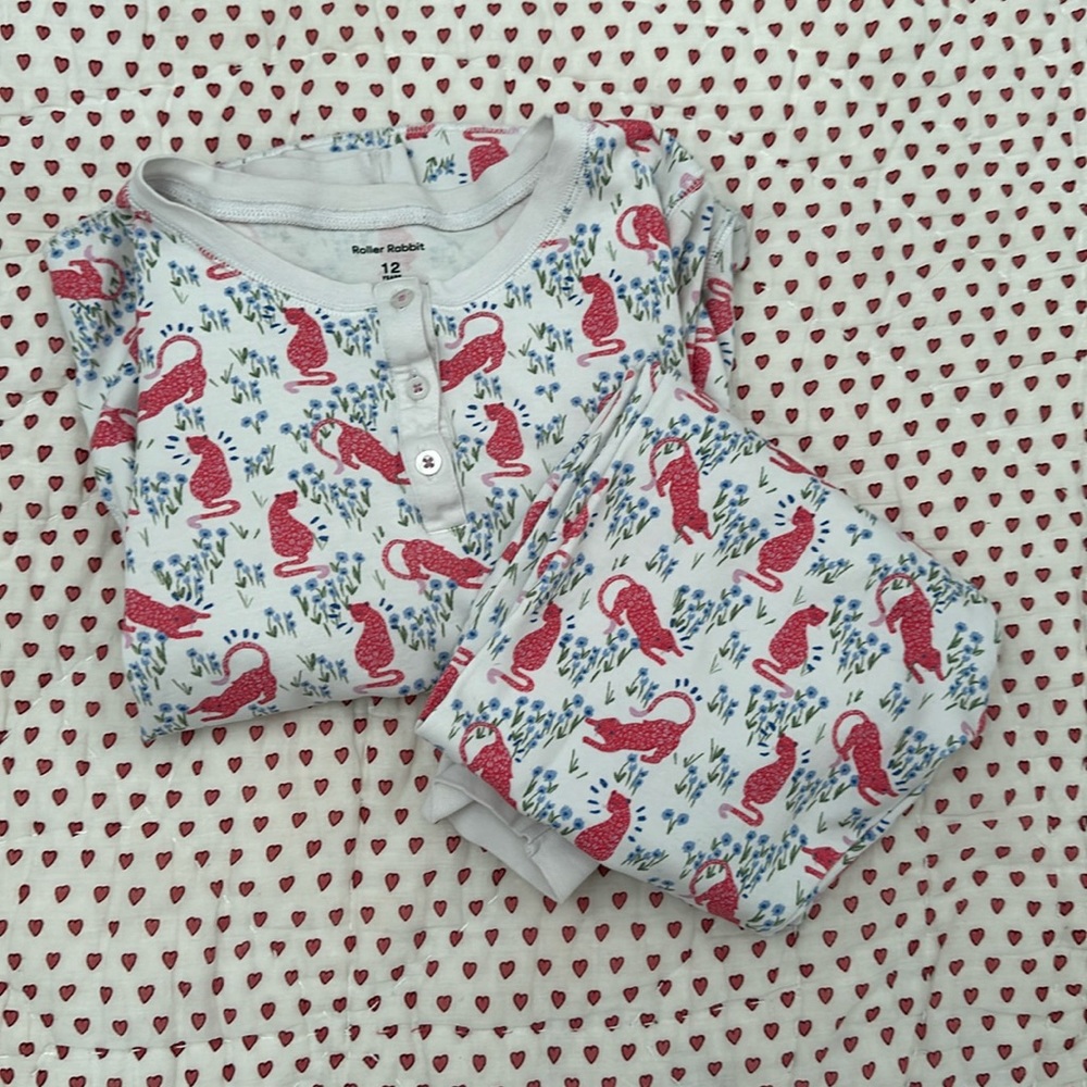 CHEETAH GARDEN PRINT ROLLER RABBIT PAJAMAS - KIDS 12 BRAND NEW CONDITION